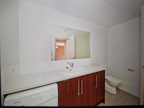 Mawson Lakes Apartments - SA Accommodation 6