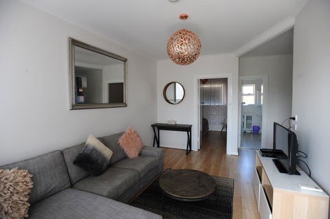 Glenelg Holiday Apartments-The Broadway - SA Accommodation 1