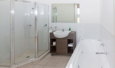 South Shores Yellowfin Villa 96 - South Shores Normanville - SA Accommodation 11