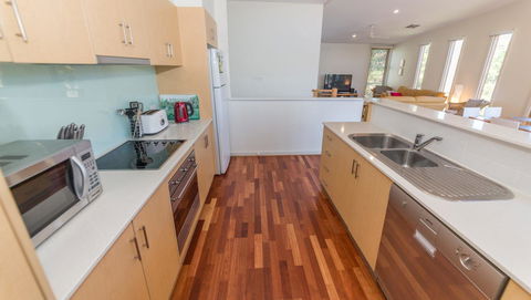South Shores Villa 31 - South Shores Normanville - SA Accommodation 4