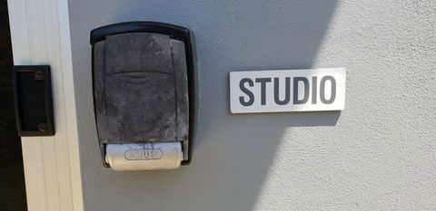 2 Austinmer Studio - SA Accommodation 11