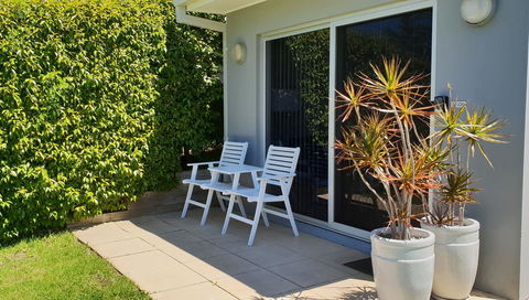 2 Austinmer Studio - SA Accommodation 5
