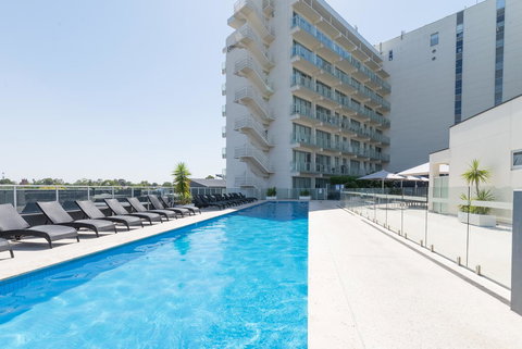 Ther-Rich Elegant 1BR Apartment In Walkerville - SA Accommodation 34