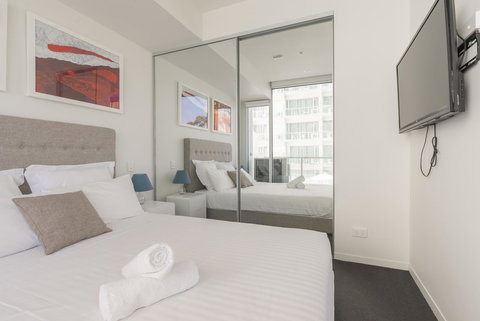 Ther-Rich Elegant 1BR Apartment In Walkerville - SA Accommodation 6