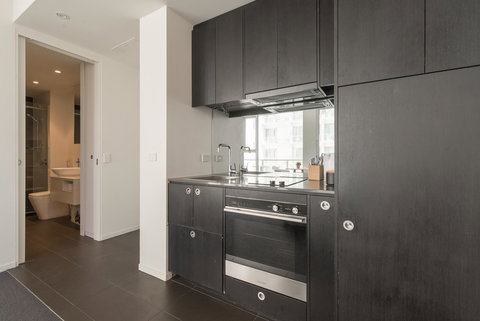 Ther-Rich Elegant 1BR Apartment In Walkerville - SA Accommodation 8