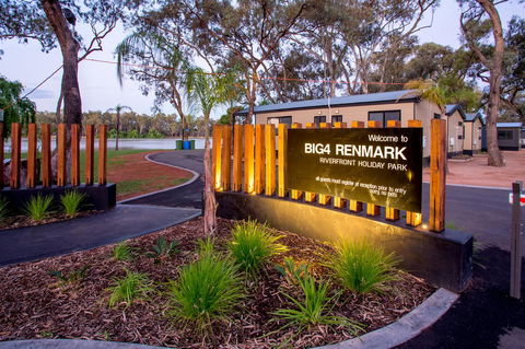 BIG4 Renmark Riverfront Holiday Park - SA Accommodation 27