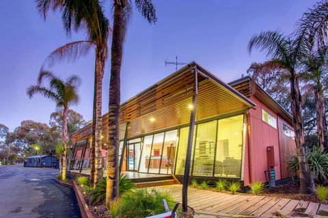 BIG4 Renmark Riverfront Holiday Park - SA Accommodation 26