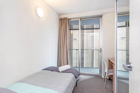 3 Bed North Terrace #42 - SA Accommodation 12
