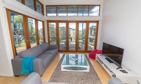 South Shores Villa 50 - SA Accommodation 18