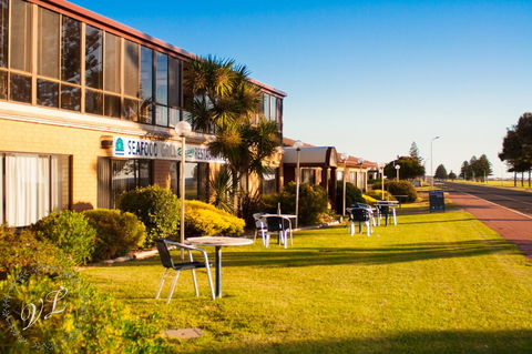 Lacepede Bay Motel - SA Accommodation 0