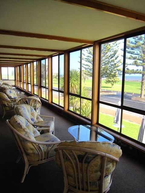 Lacepede Bay Motel - SA Accommodation 6