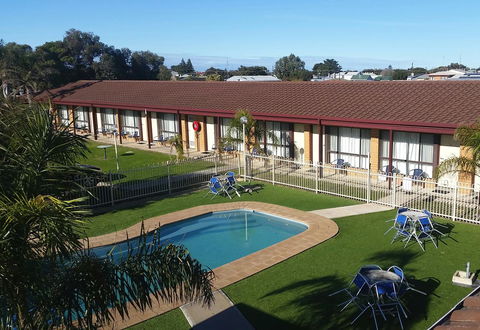 Lacepede Bay Motel - SA Accommodation 2