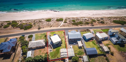 Sandy Feet 31 Gold Coast Drive - SA Accommodation 11