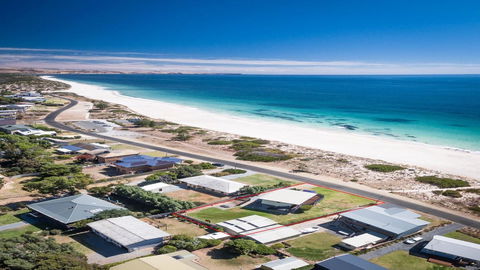 Sandy Feet 31 Gold Coast Drive - SA Accommodation 13