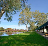 Riverbend Caravan Park Renmark - SA Accommodation
