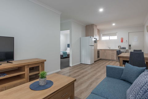 Jurien Bay Motel Apartments - SA Accommodation 19