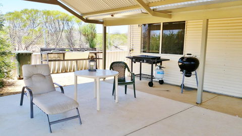 Kanga Cottage - SA Accommodation 4