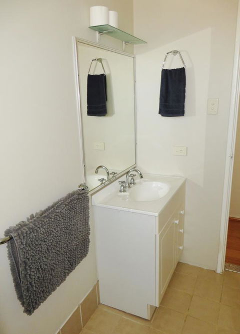 Kanga Cottage - SA Accommodation 20