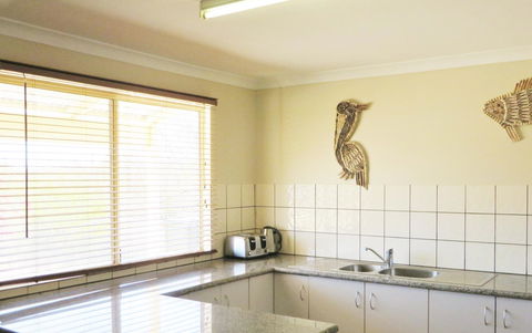 Kanga Cottage - SA Accommodation 16