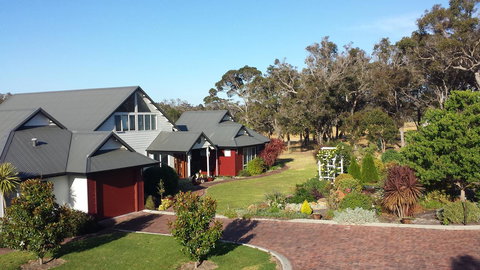 Glenelg On King Bed & Breakfast - SA Accommodation 14