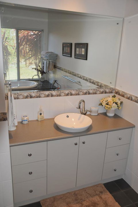 Glenelg On King Bed & Breakfast - SA Accommodation 25