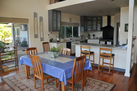 Glenelg On King Bed & Breakfast - SA Accommodation 22