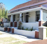 Captain's Heritage Cottage - SA Accommodation