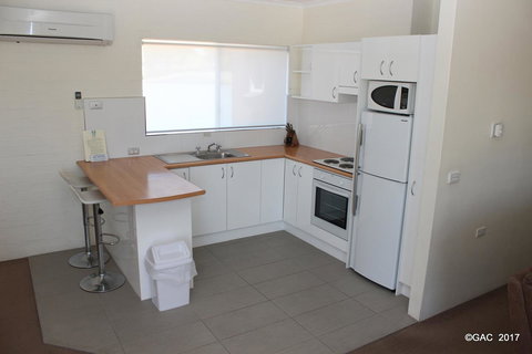 Mollymook Cove Apartments - SA Accommodation 12