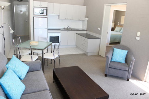 Mollymook Cove Apartments - SA Accommodation 22