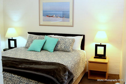 Mollymook Cove Apartments - SA Accommodation 31