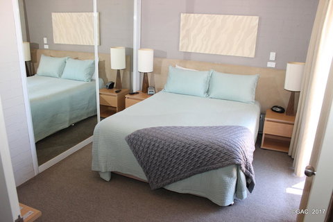 Mollymook Cove Apartments - SA Accommodation 33