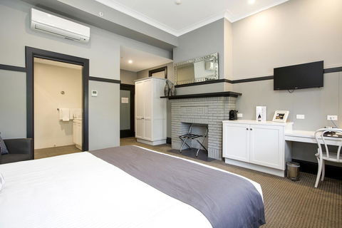 CH Boutique Hotel & Apartments, Ascend Hotel Collection - SA Accommodation 21
