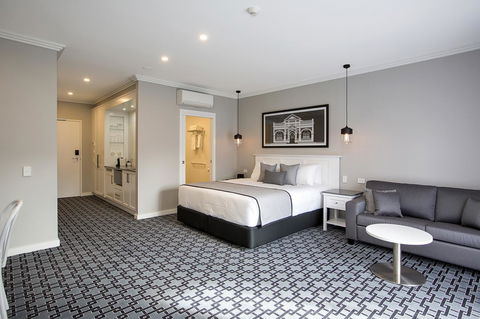 CH Boutique Hotel & Apartments, Ascend Hotel Collection - SA Accommodation 0