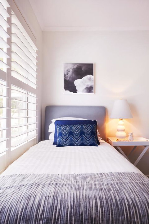 Bright And Spacious Family Home With Leafy Deck - SA Accommodation 26