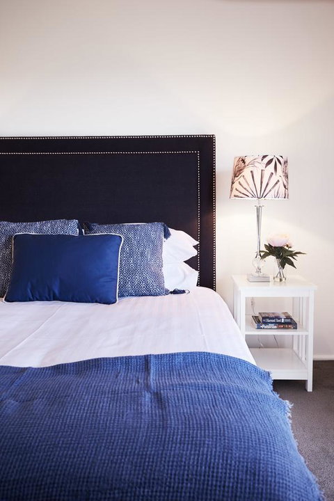 Bright And Spacious Family Home With Leafy Deck - SA Accommodation 7