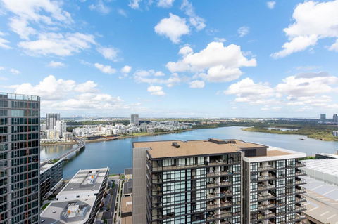 Japanese Style Waterfront Apt Wt Rooftop Pool - SA Accommodation 6