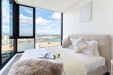 Japanese Style Waterfront Apt Wt Rooftop Pool - SA Accommodation 15
