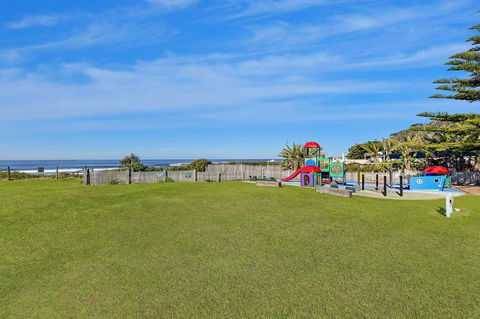 Blue Lagoon Beach Resort - SA Accommodation 12