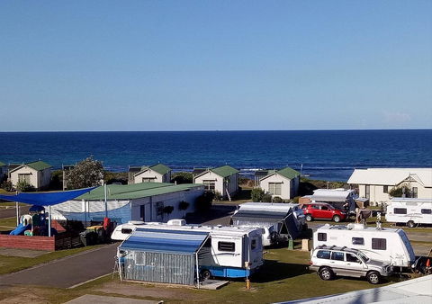 Blue Lagoon Beach Resort - SA Accommodation 15