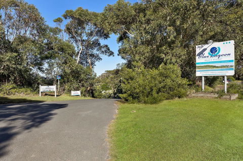 Blue Lagoon Beach Resort - SA Accommodation 2
