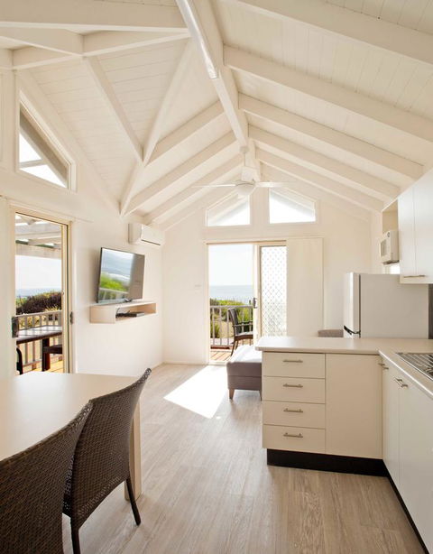 Blue Lagoon Beach Resort - SA Accommodation 28