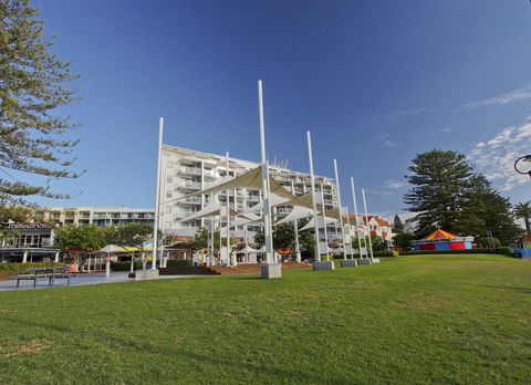Oaks The Entrance Waterfront Suites - SA Accommodation 22