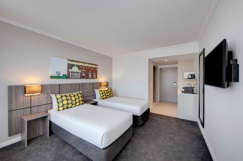 Mercure Sydney Bankstown - SA Accommodation 6