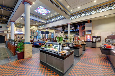 Mercure Sydney Bankstown - SA Accommodation 17