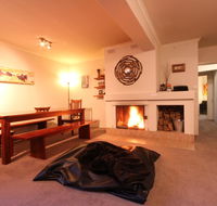 Full Circle Apartments - SA Accommodation