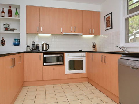 Villa 3br Margarita Villa Located Within Cypress Lakes Resort - SA Accommodation 8