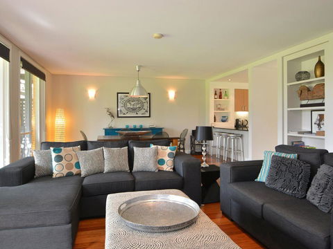 Villa 3br Margarita Villa Located Within Cypress Lakes Resort - SA Accommodation 14