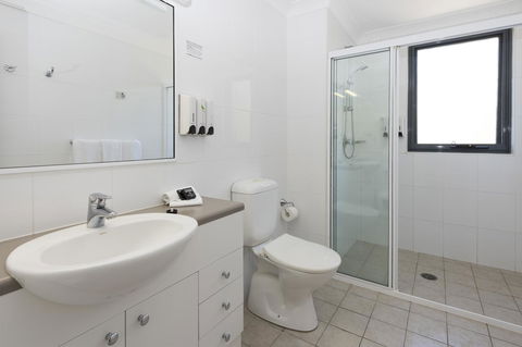 Leisure Inn Spires - SA Accommodation 8