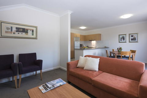 Leisure Inn Spires - SA Accommodation 7