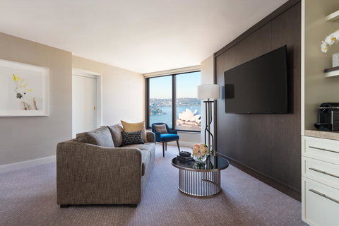 Four Seasons Hotel Sydney - SA Accommodation 1